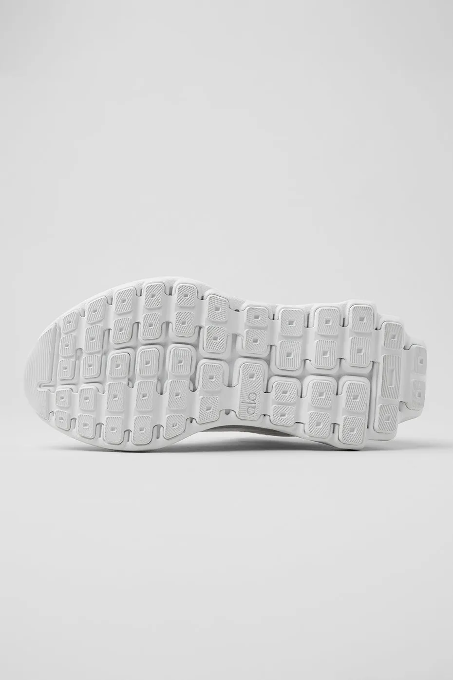 Alo Runner - White/White