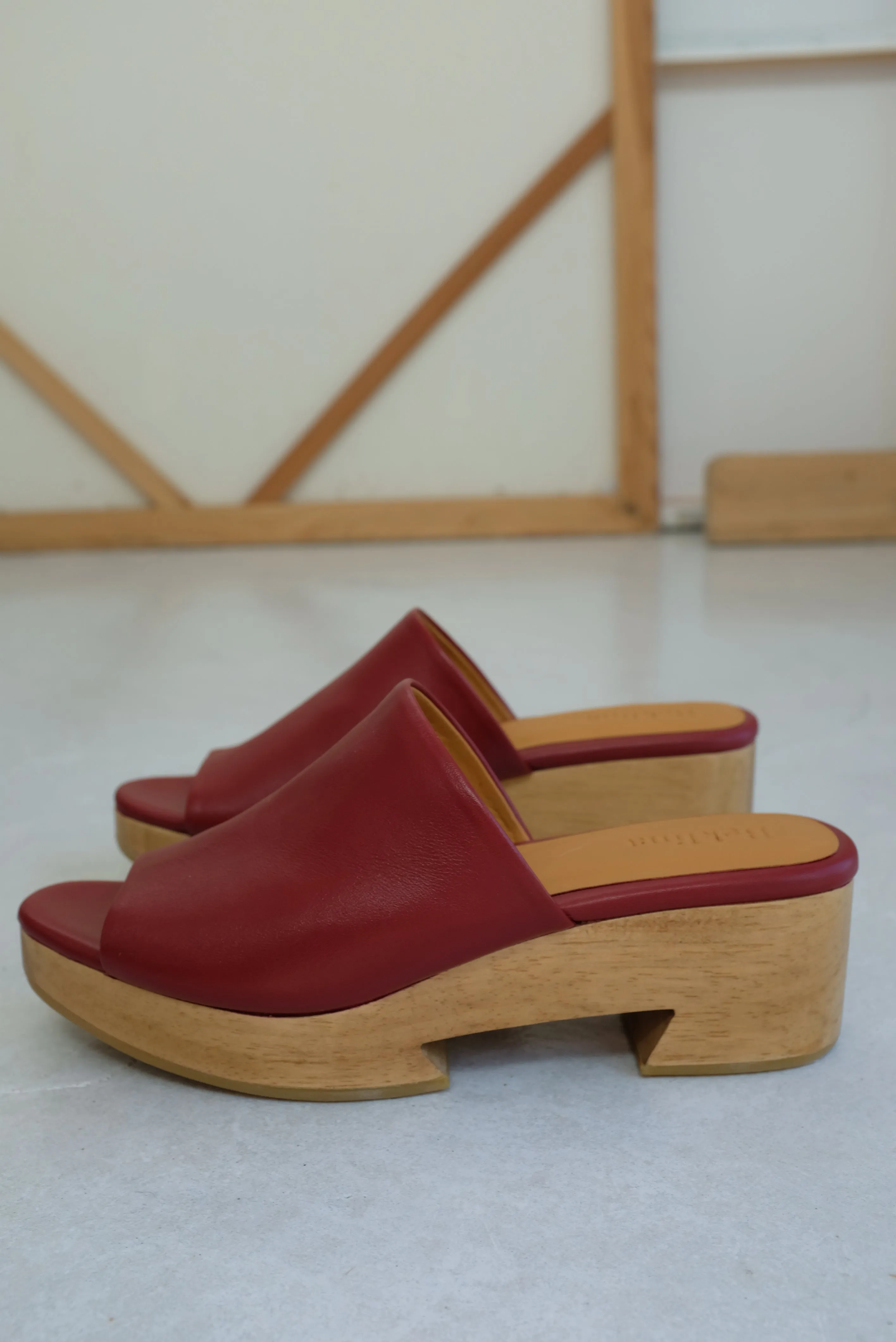 Beklina Tétouan Clog Blood