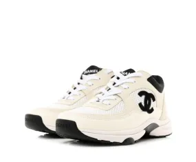 Chanel Trainers - White / Black CC Logo Size 39 SKC1815