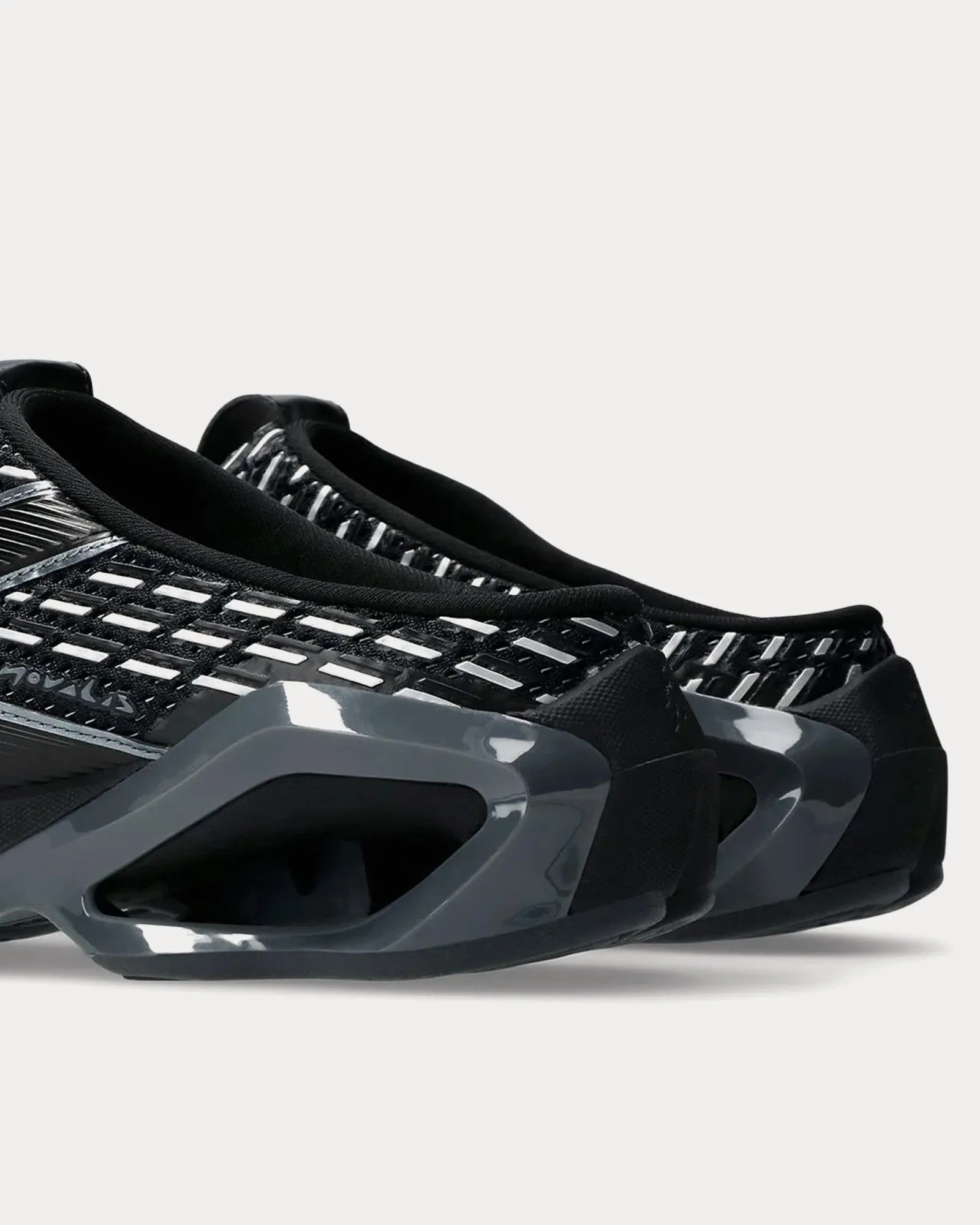 Gel-Styrax Obsidian Black / Pure Silver Mules