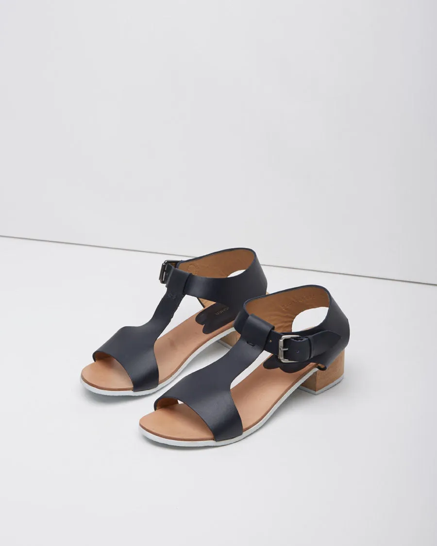 Highsmith T-strap Sandal