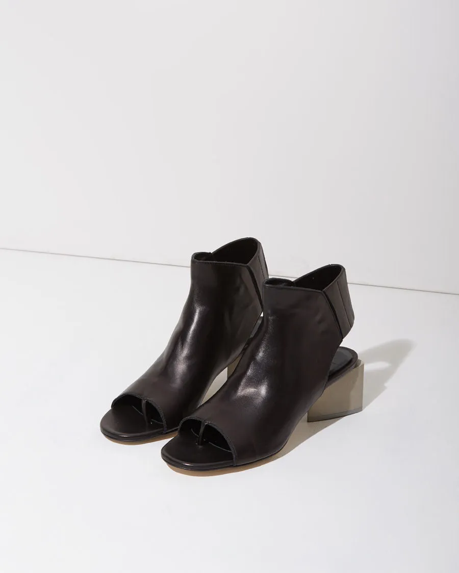Illa Sandal