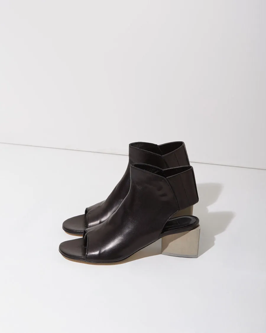 Illa Sandal