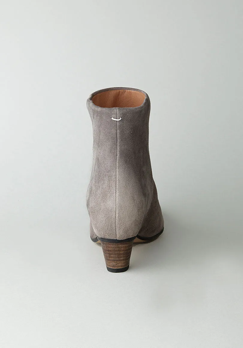 Kitten-Heel Boot
