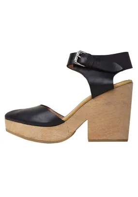 Michelle Clog