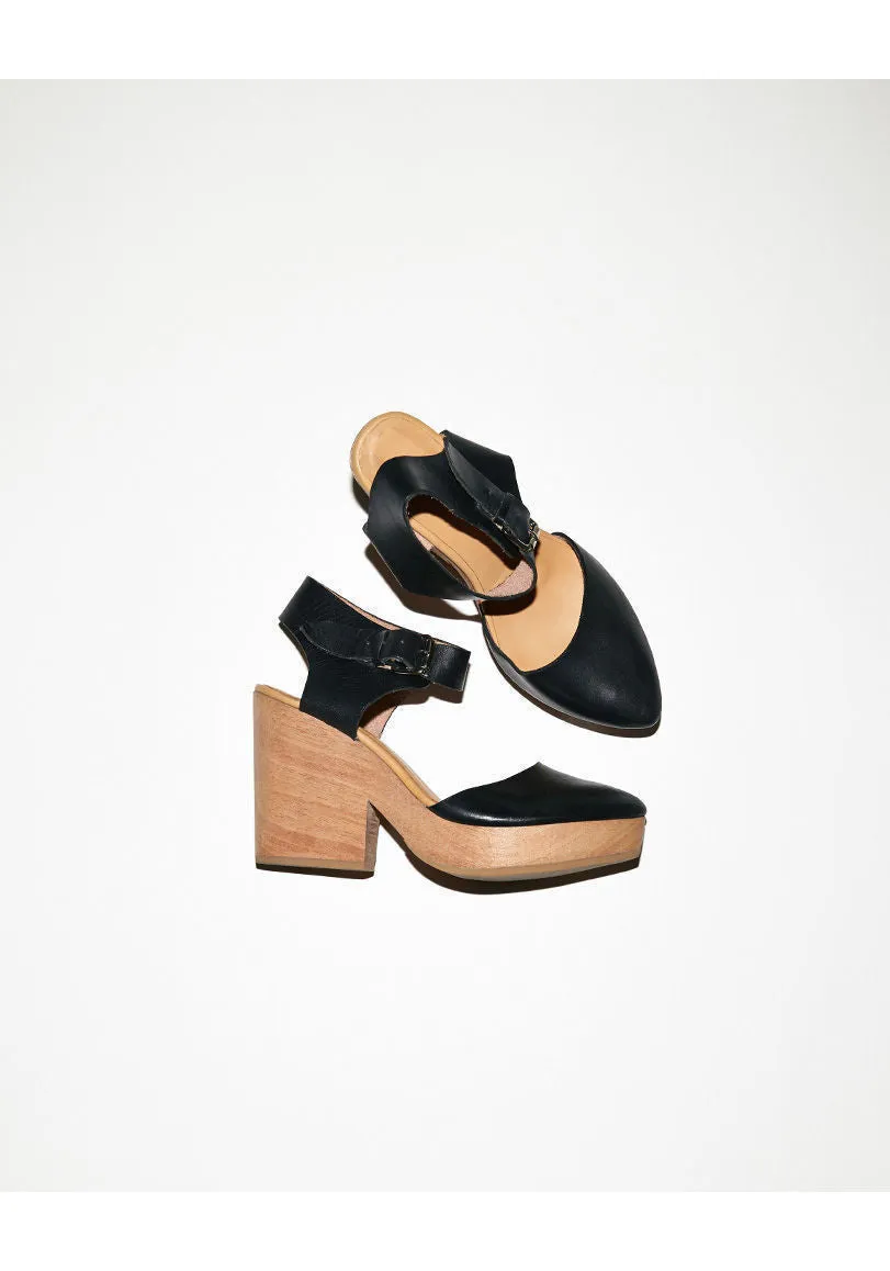 Michelle Clog